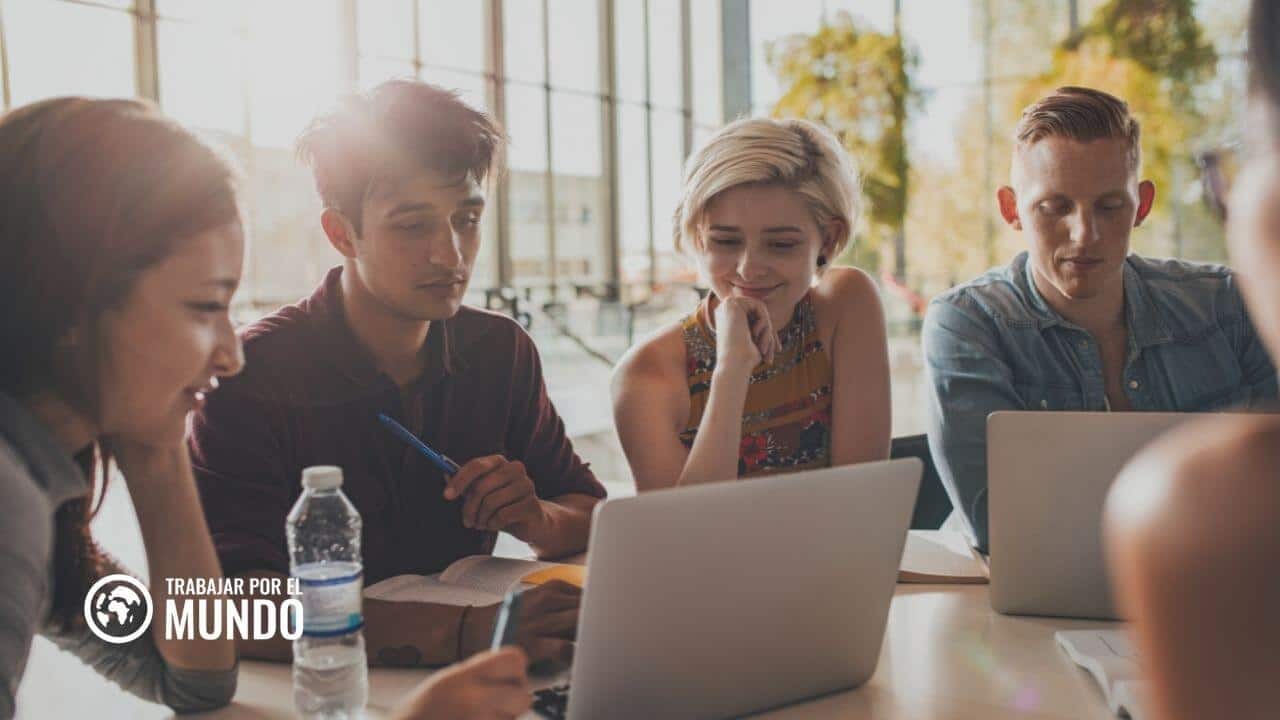 10 Prestigiosas Becas para los mejores estudiantes internacionales