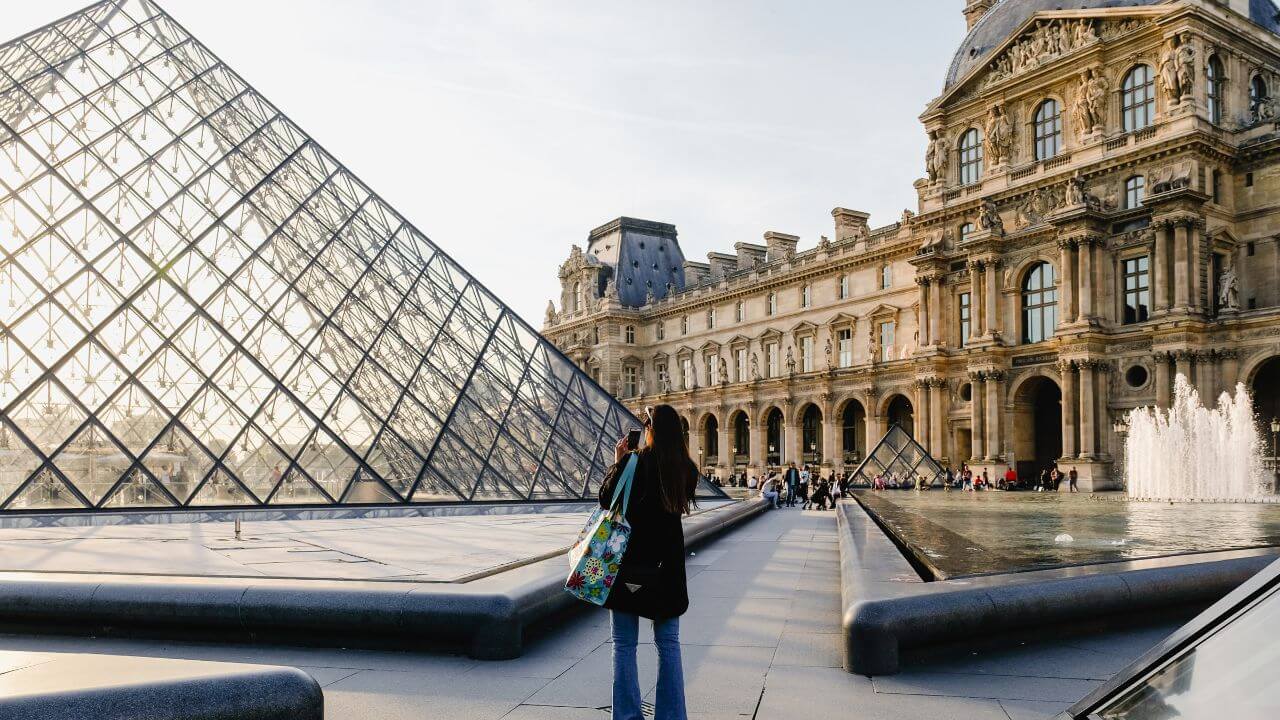 ofertas de empleo en Francia cuyo requisito es saber español