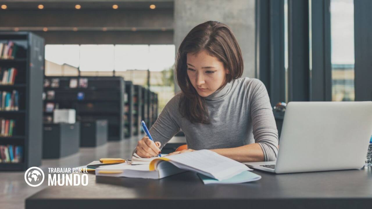cerem becas para master