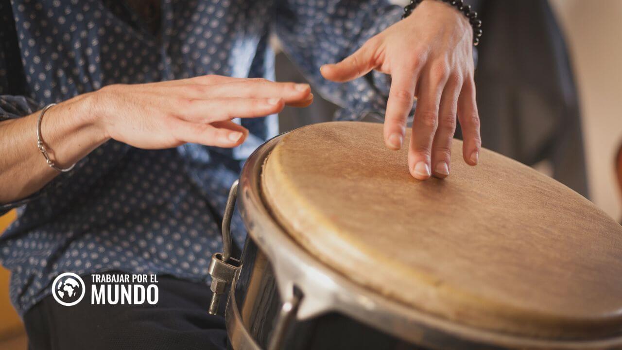 Becas de la Fundación Musical Yamaha para estudiantes de música