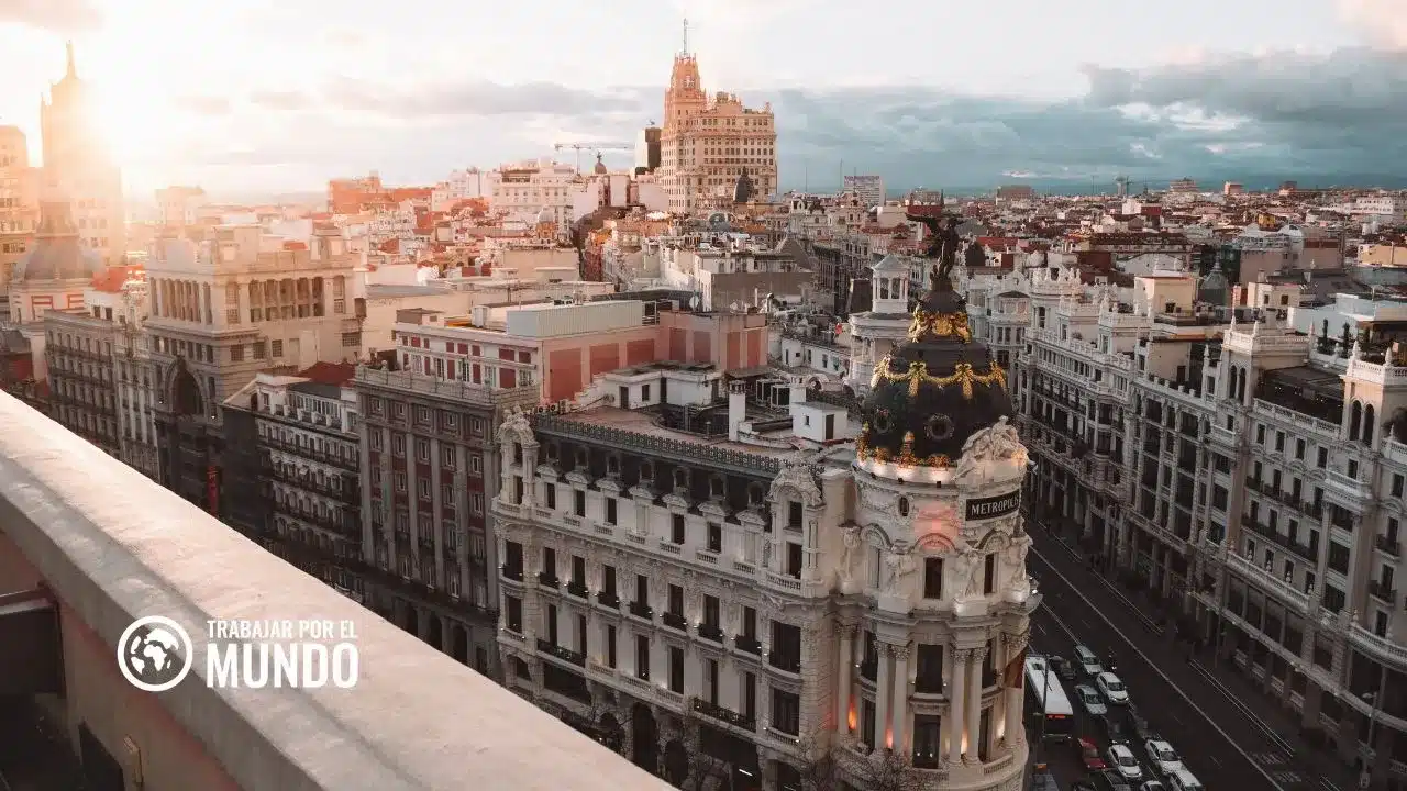 Prácticas remuneradas de RED ELÉCTRICA DE ESPAÑA