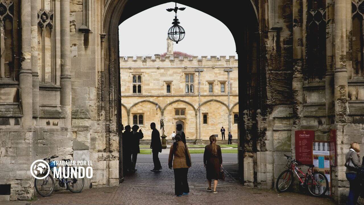 Clarendon Fund otorga Becas para estudiar en la Universidad de Oxford