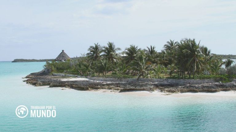 Se busca a una pareja para cuidar una isla privada en Bahamas por 100.000 euros al año