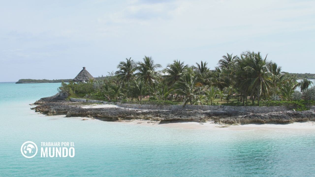 Se busca a una pareja para cuidar una isla privada en Bahamas por 100.000 euros al año