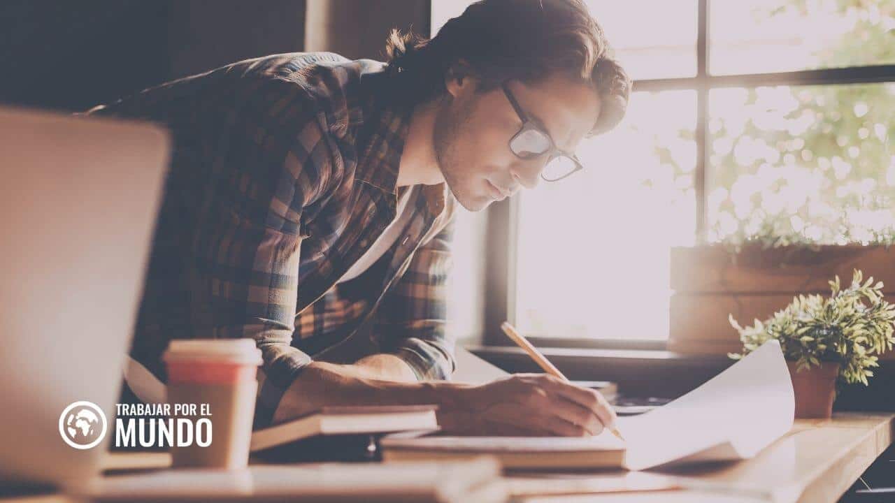mencionar la experiencia laboral