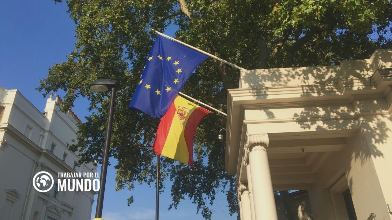 Diferencia entre Embajada y Consulado