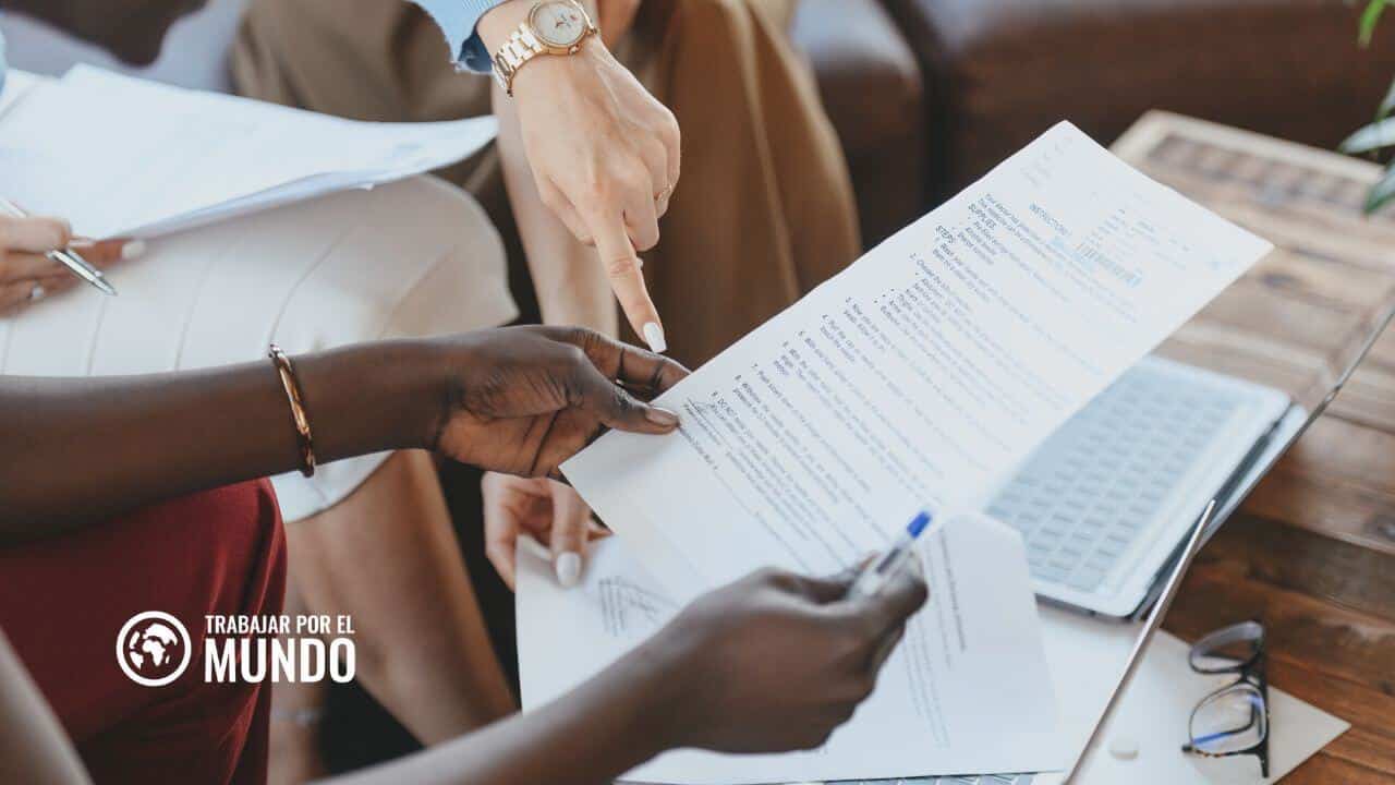 compulsar documentos en España