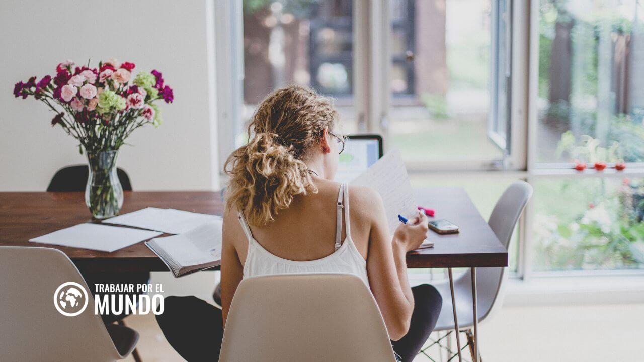 Cómo crear una cuenta de PayPal y generar facturas como freelance