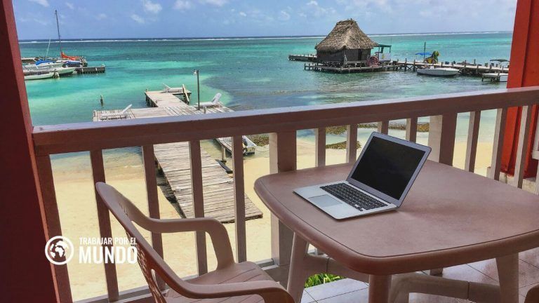 Destinos del caribe que ofrecen visas para nómadas digitales