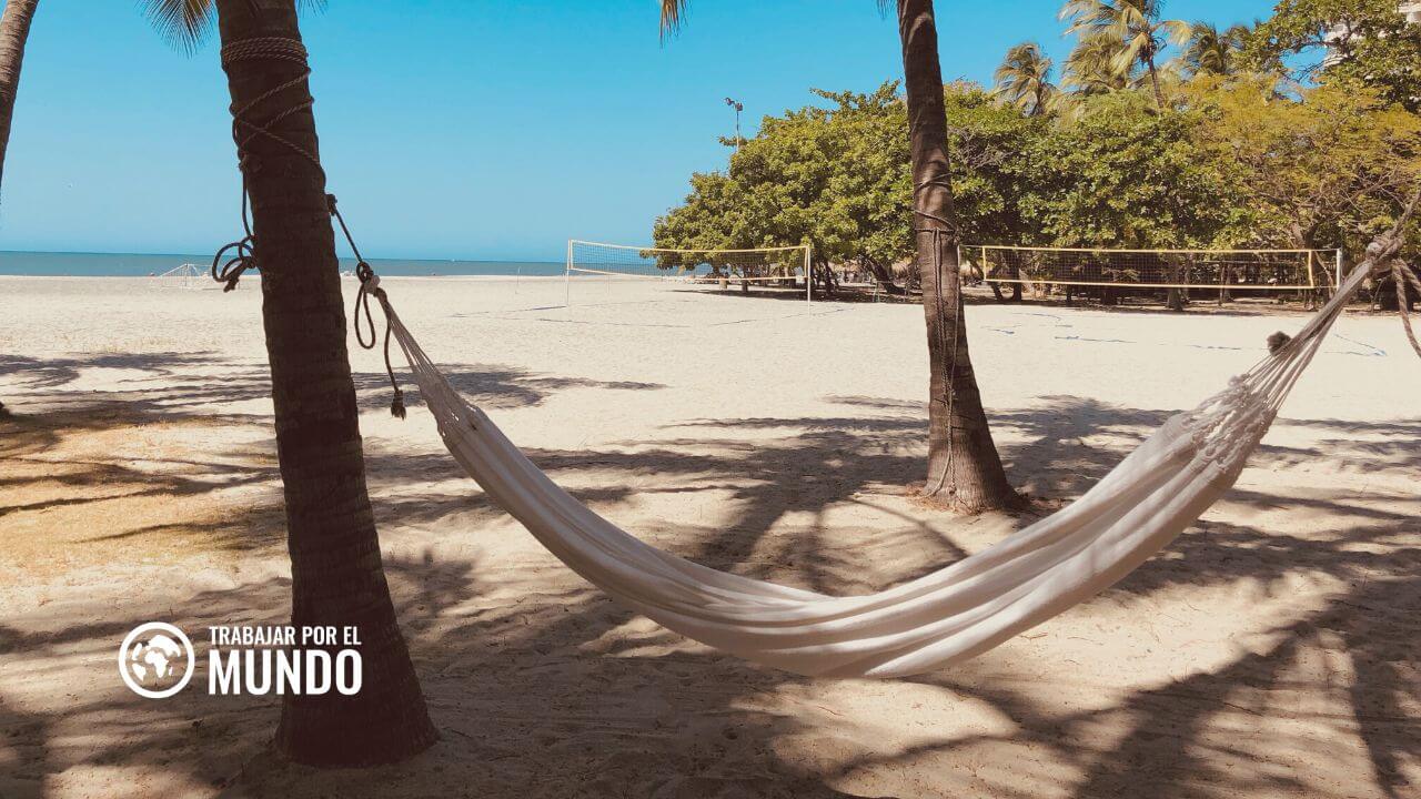 Hotel o Airbnb: ¿cuál elegir si eres nómada digital?