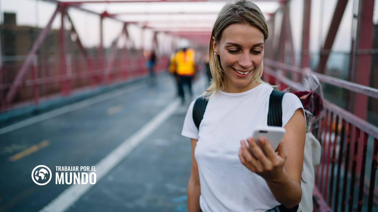 conocer gente cuando viajas solo siendo nómada digital