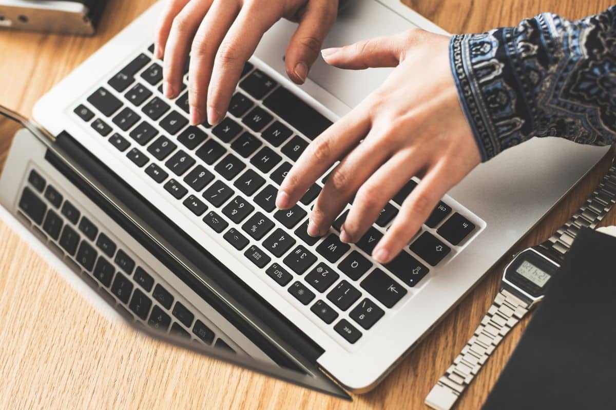 Prompt de ChatGPT para hacer un currículum sin experiencia