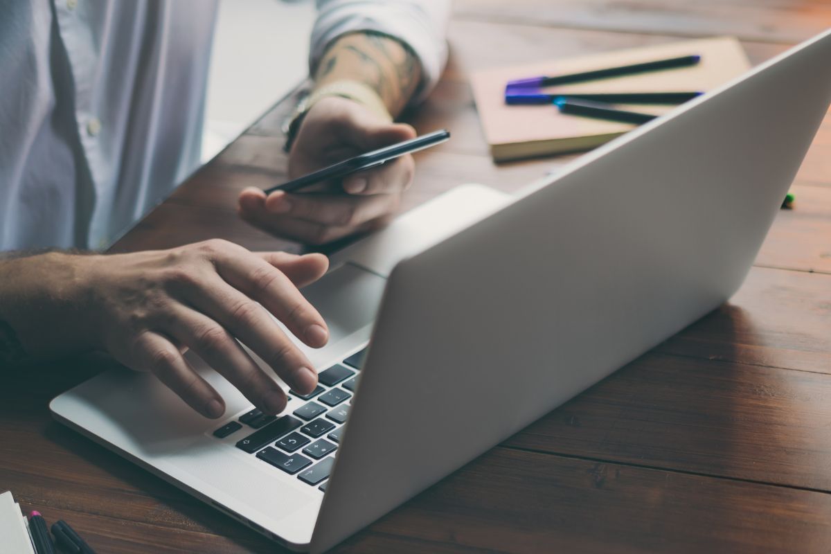 Prompt de ChatGPT para redactar emails formales profesionales