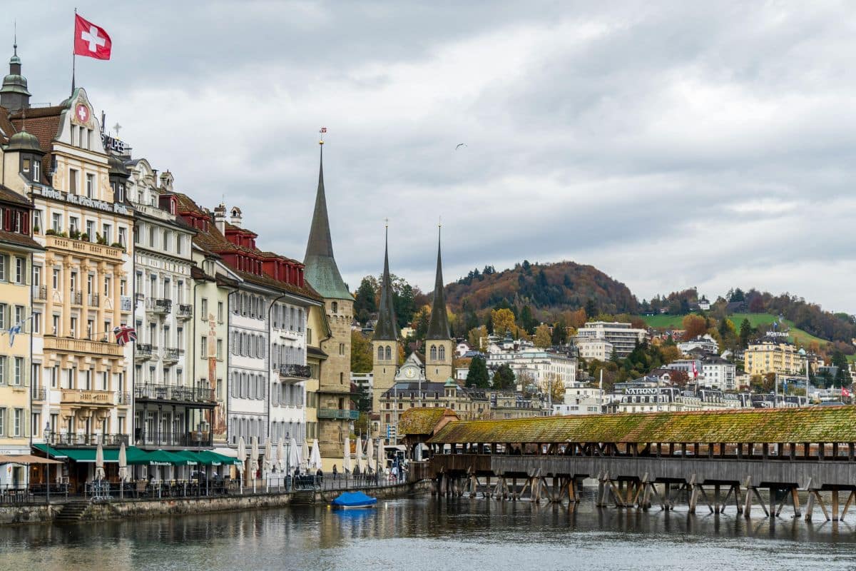 trabajos sin alemán ni francés en Suiza