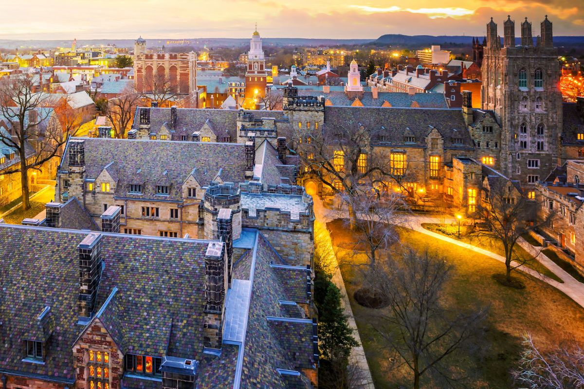 cursos gratis Universidad de Yale
