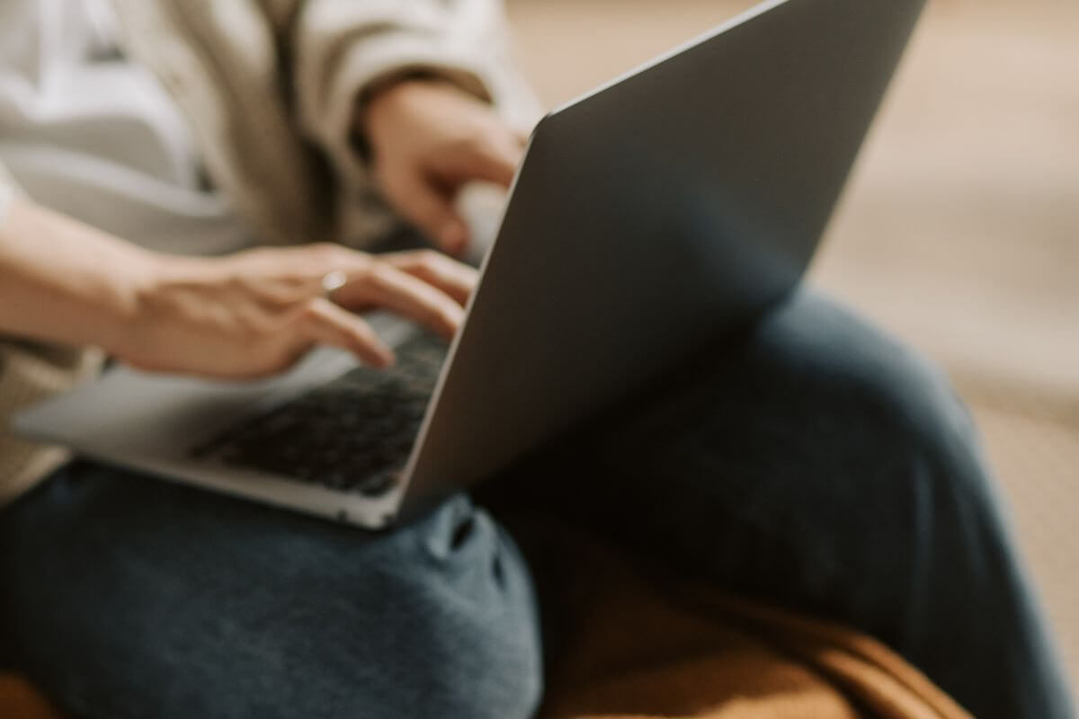 Outlier ofrece empleo remoto