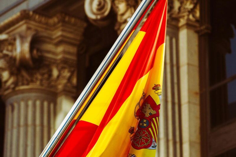 España abre una convocatoria de empleo para trabajar en administraciones públicas