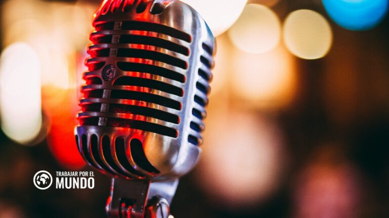 Micrófono de estudio para grabar voz
